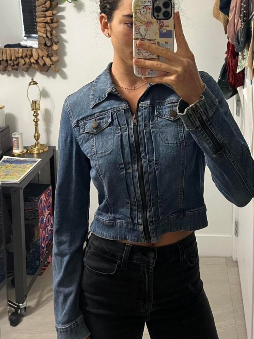 Vintage cropped denim jackets with zipper detail and pleating